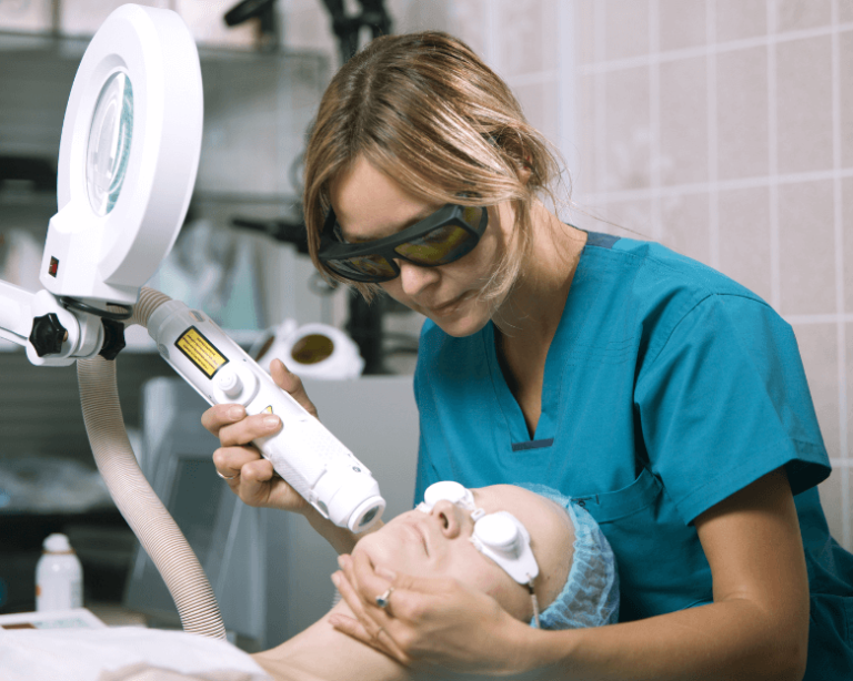 A Complete Guide to Choosing a Safe Laser Skin Clinic